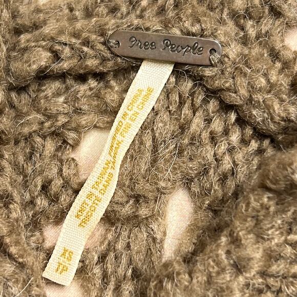 Free People Crochet Knit Hooded Cardigan Sweater Oversized Coastal Beach Retro - Picture 2 of 7